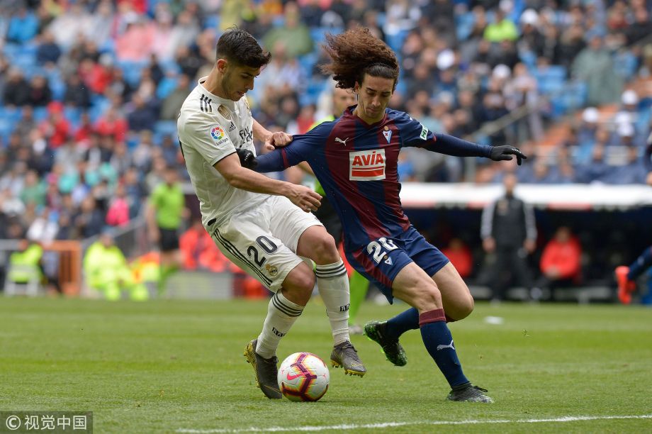 PG平台-埃瓦尔客场力克对手继续领跑