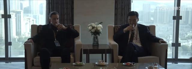 比赛中场上的较量令人欲罢不能