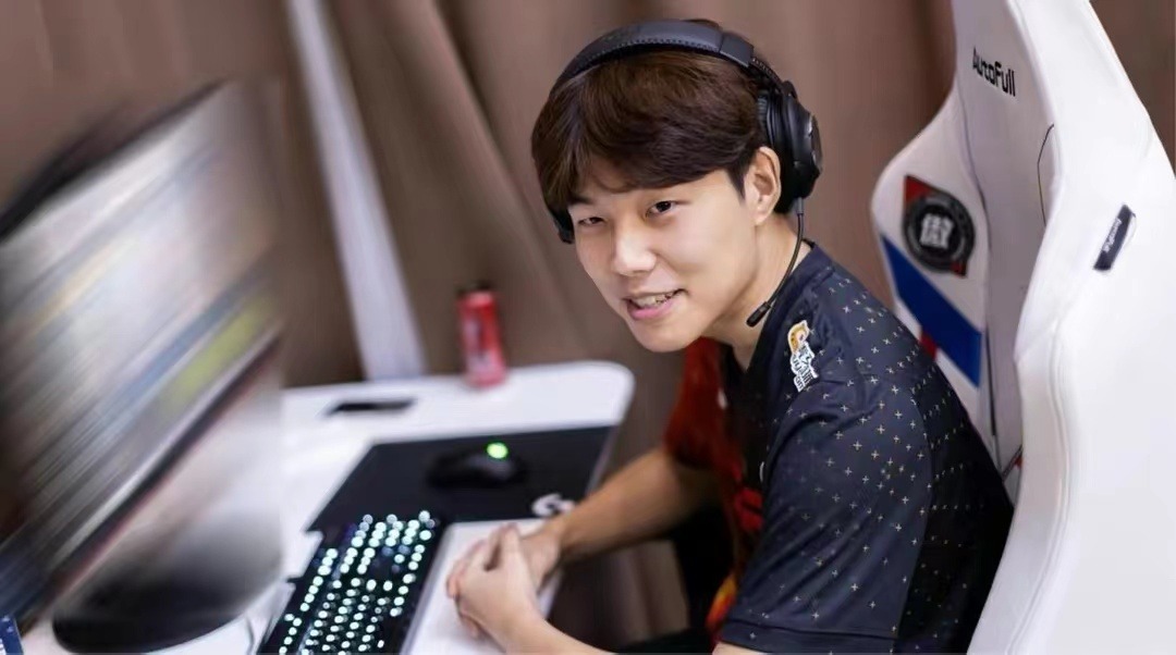 包含阪神虎豪取胜利晋级淘汰赛取得突破的词条