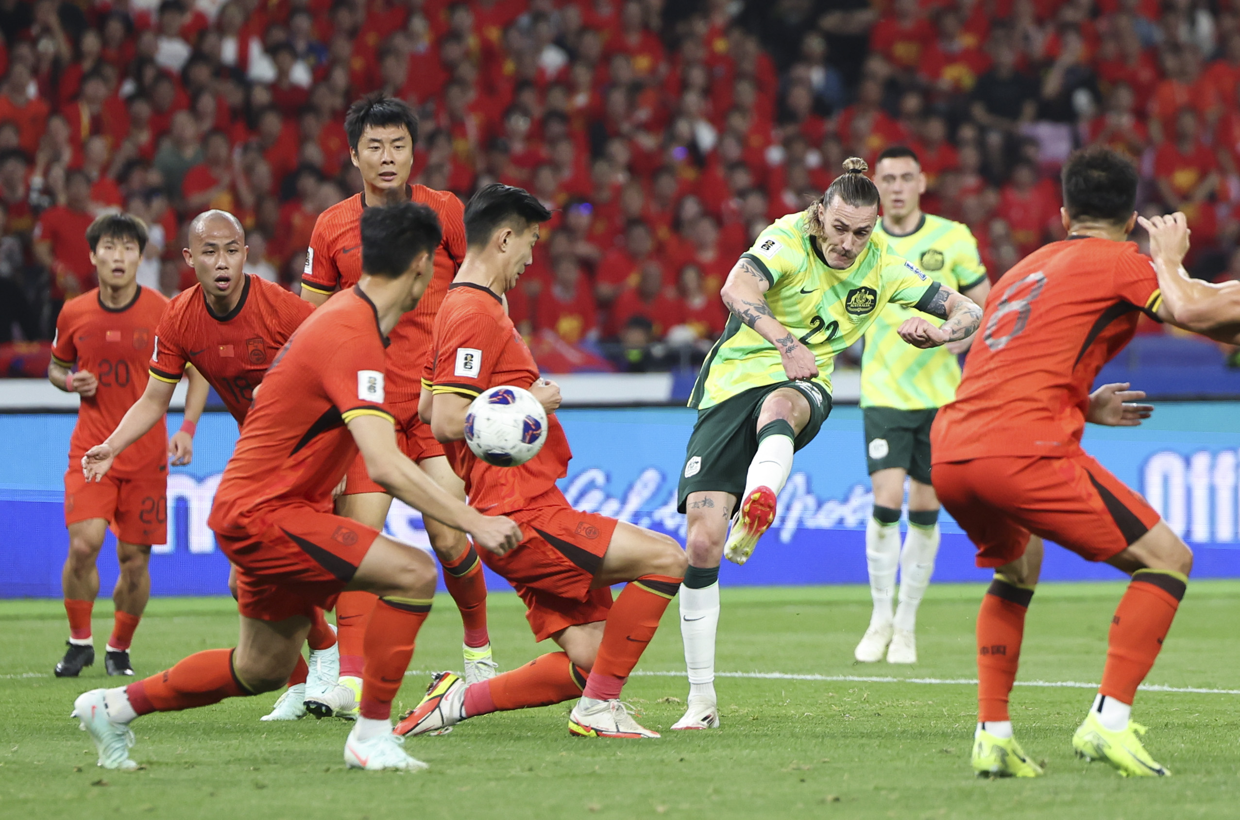 PG电子官网入口-国际足坛：备赛精彩大幕拉开