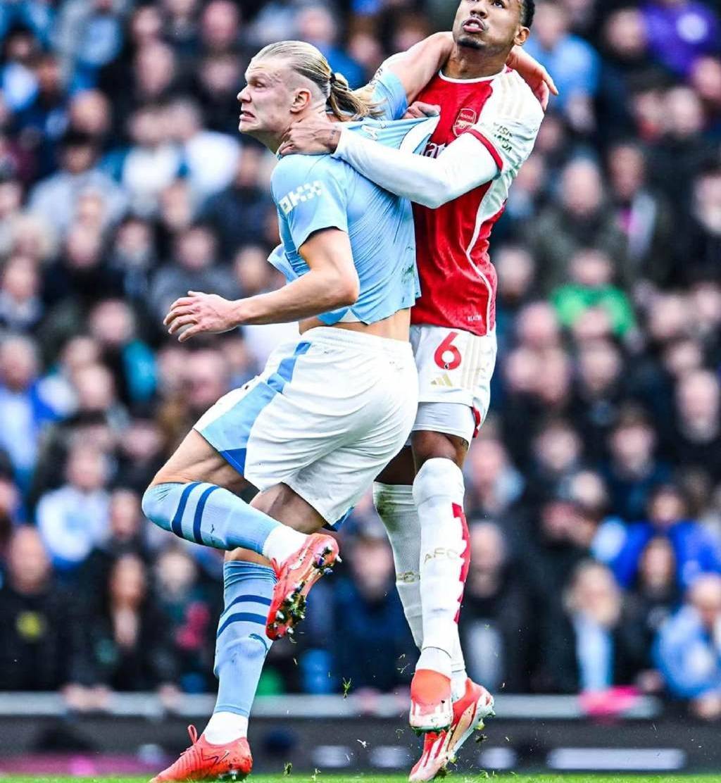 关于皇家马德里客场击败曼城，晋级欧冠半决赛的信息