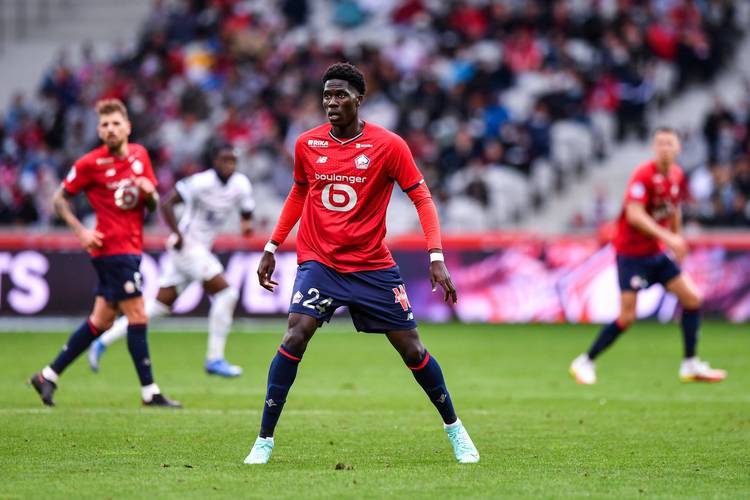 PG电子官网入口-欧冠比赛中出现悬念，全场观众瞠目结舌