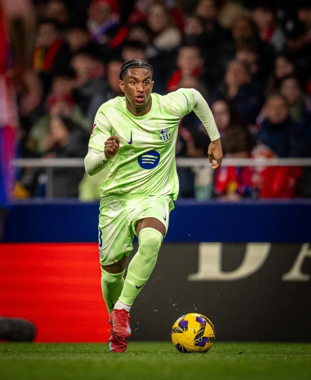 关于莱万特客场逆转埃瓦尔,摆脱降级区的信息 关于莱万特客场逆转埃瓦尔,摆脱降级区的信息