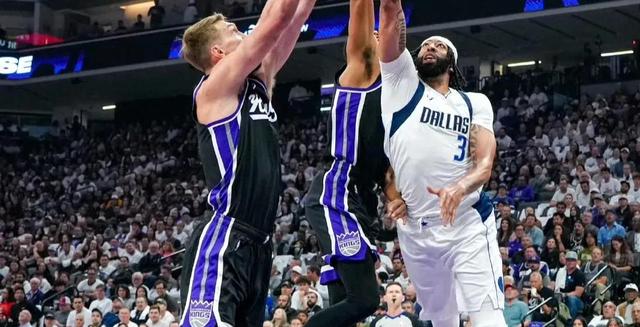 独行侠双塔合力压制对手，取得大胜的简单介绍