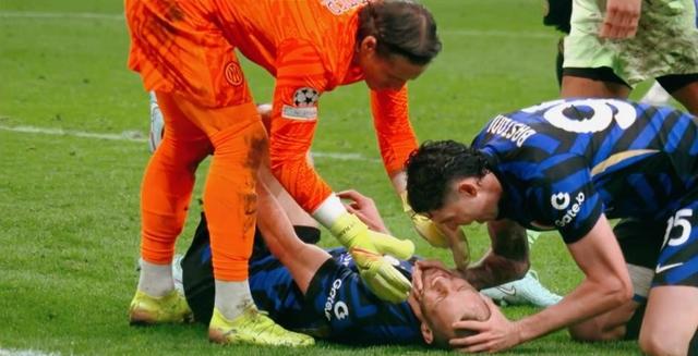 巴塞罗那客场连扳两球,绝杀对手 巴塞罗那客场连扳两球,绝杀对手