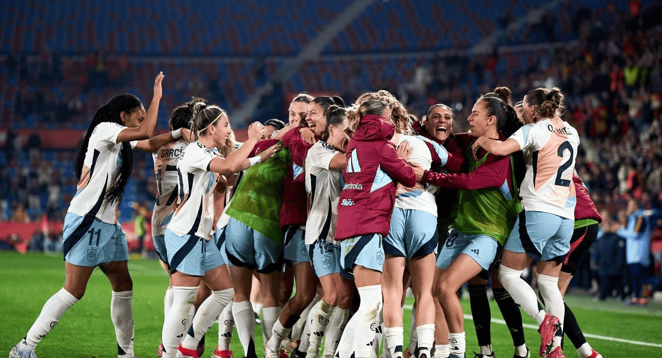 西班牙女足士气大振,精神饱满备战即将决战 西班牙女足士气大振,精神饱满备战即将决战