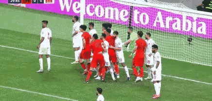 重大足球比赛中球员的表现令人钦佩! 重大足球比赛中球员的表现令人钦佩!