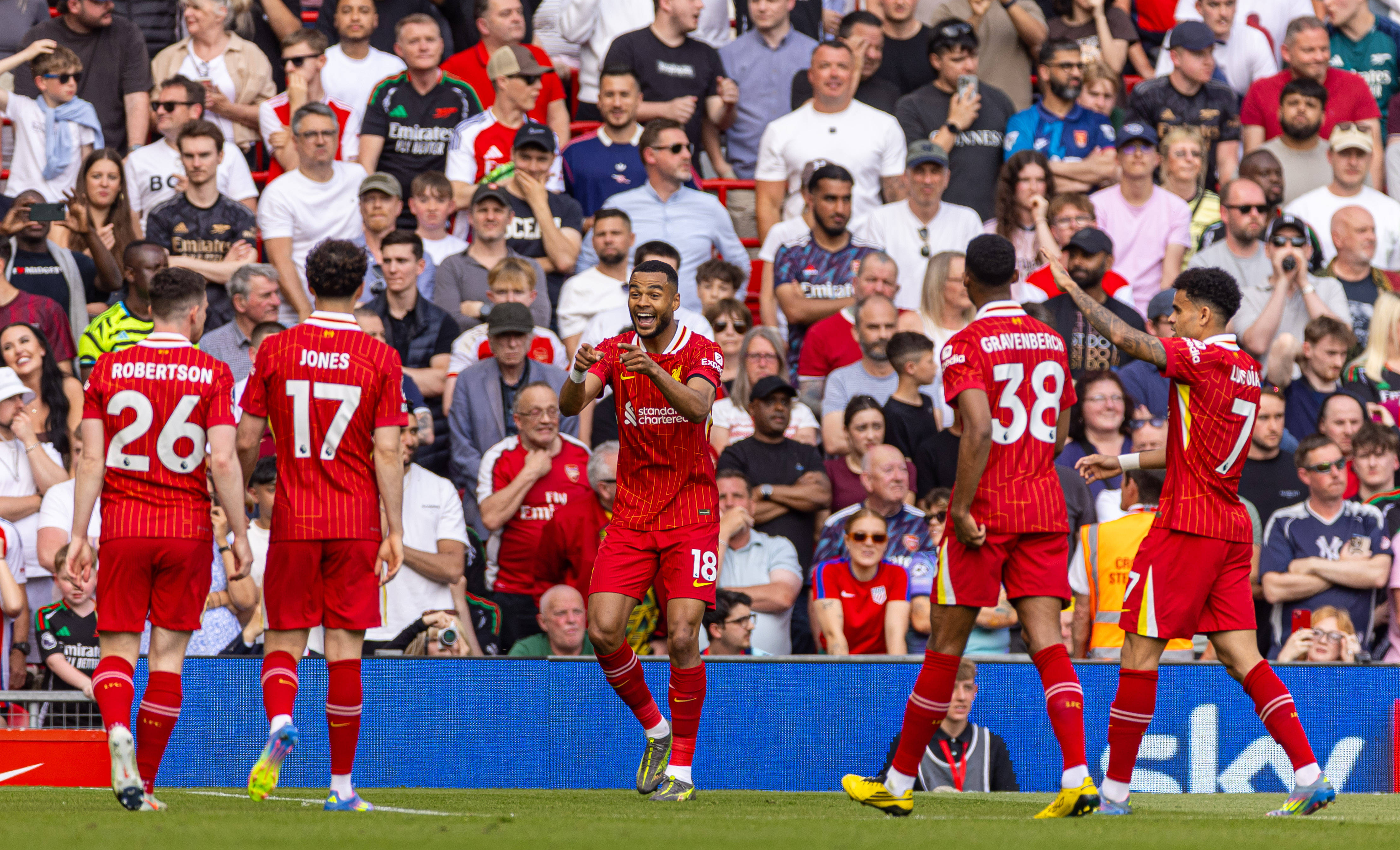 利物浦客场挑战切尔西:英超豪门对决 利物浦客场挑战切尔西:英超豪门对决