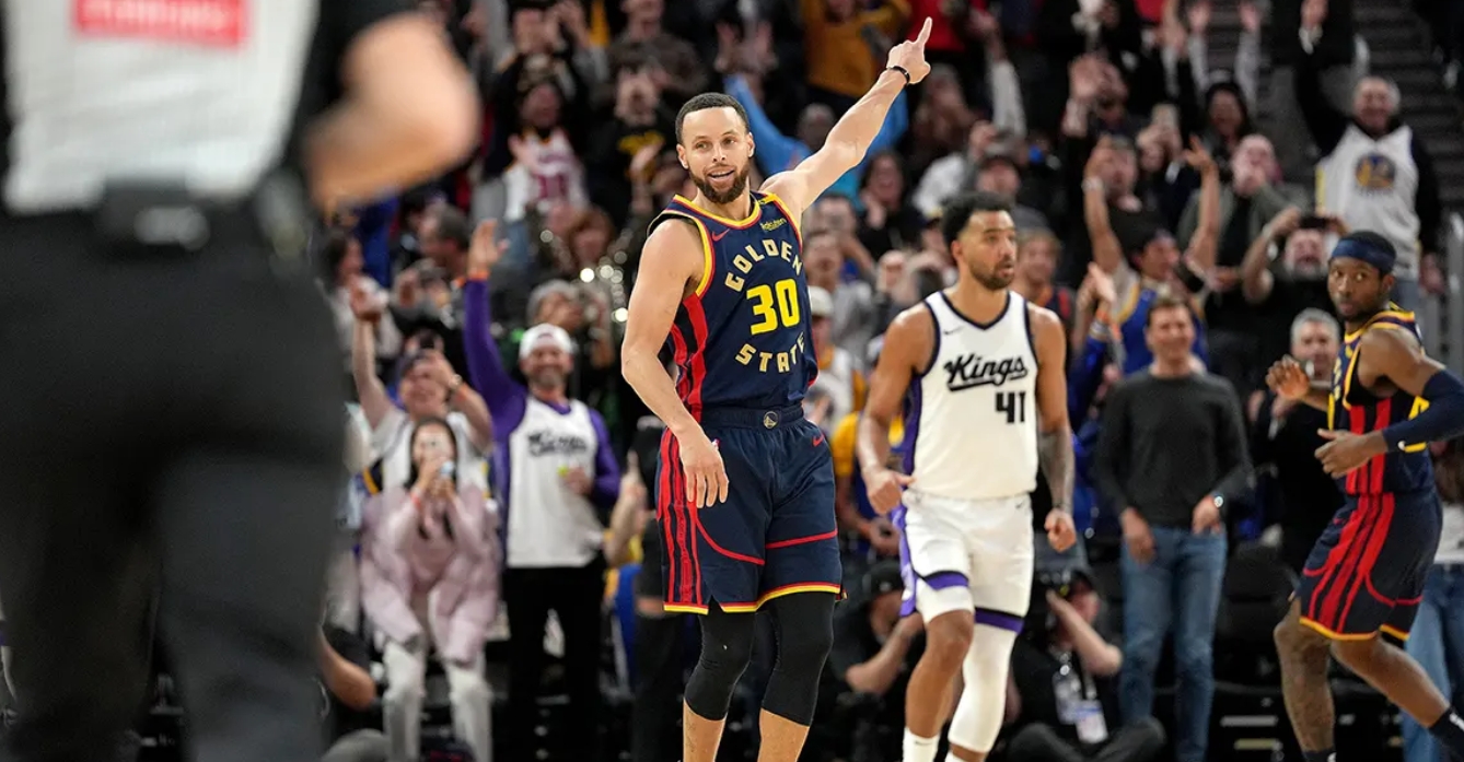 勇士客场逆转开拓者,库里全场最佳表现实现胜利的简单介绍 勇士客场逆转开拓者,库里全场最佳表现实现胜利的简单介绍