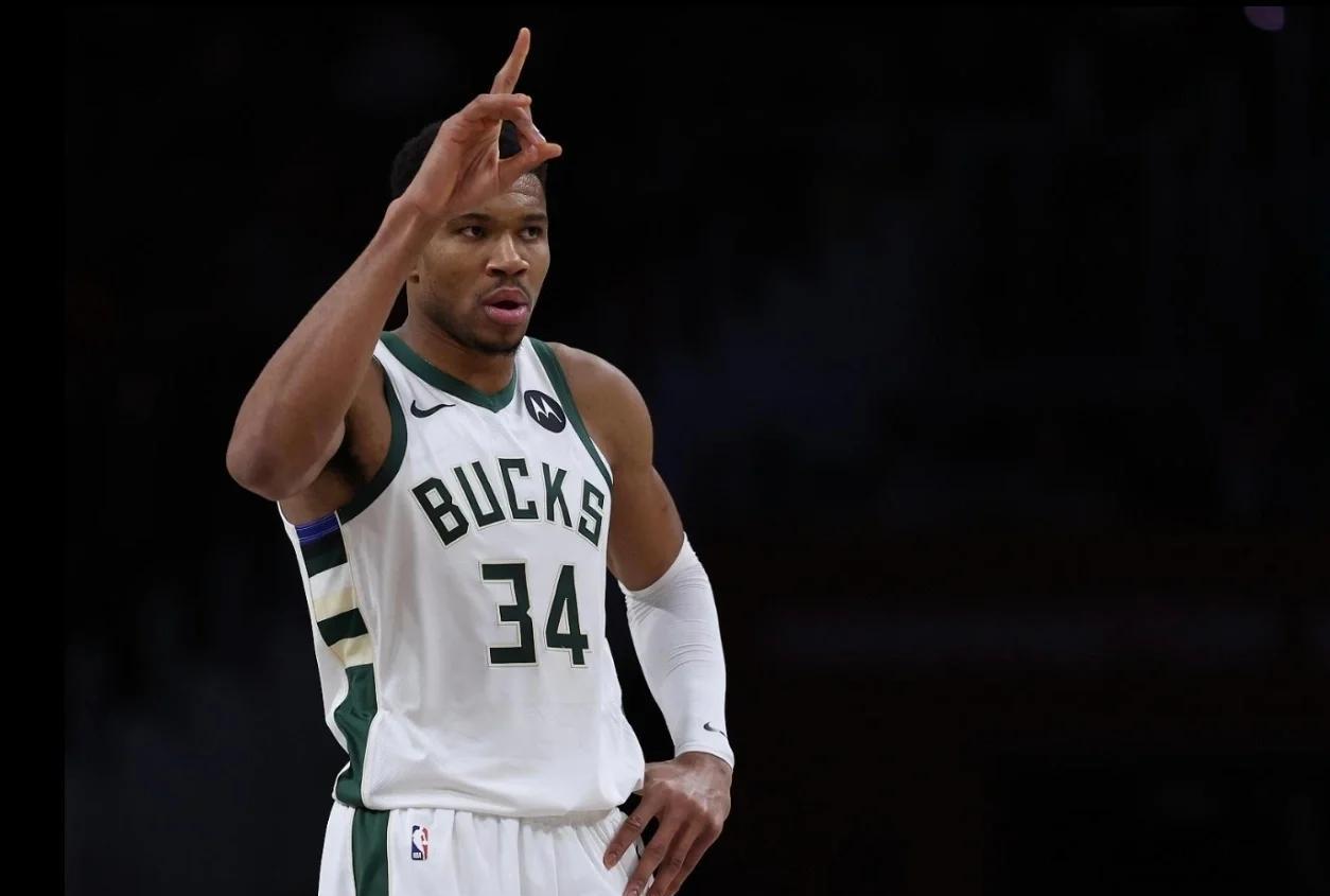 包含雄鹿主场大胜步行者,保持不败战绩的词条 包含雄鹿主场大胜步行者,保持不败战绩的词条