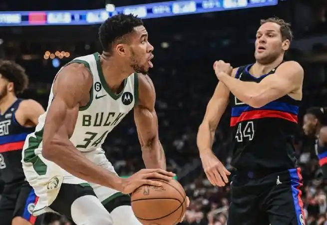 PG电子游戏-雄鹿豪取连胜，字母哥再现超神表现的简单介绍