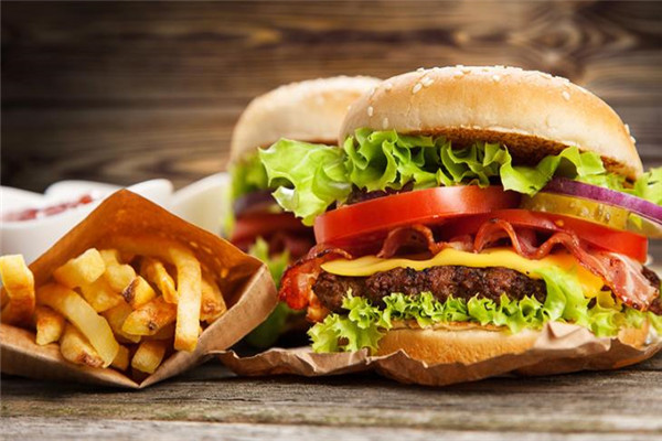 PG中国官网-包含汉堡SV披荆斩棘，坚决向前的词条