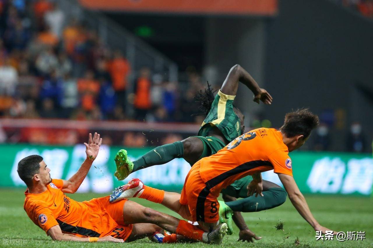 浙江队在激烈竞争中落败,球员需进一步努力 浙江队在激烈竞争中落败,球员需进一步努力