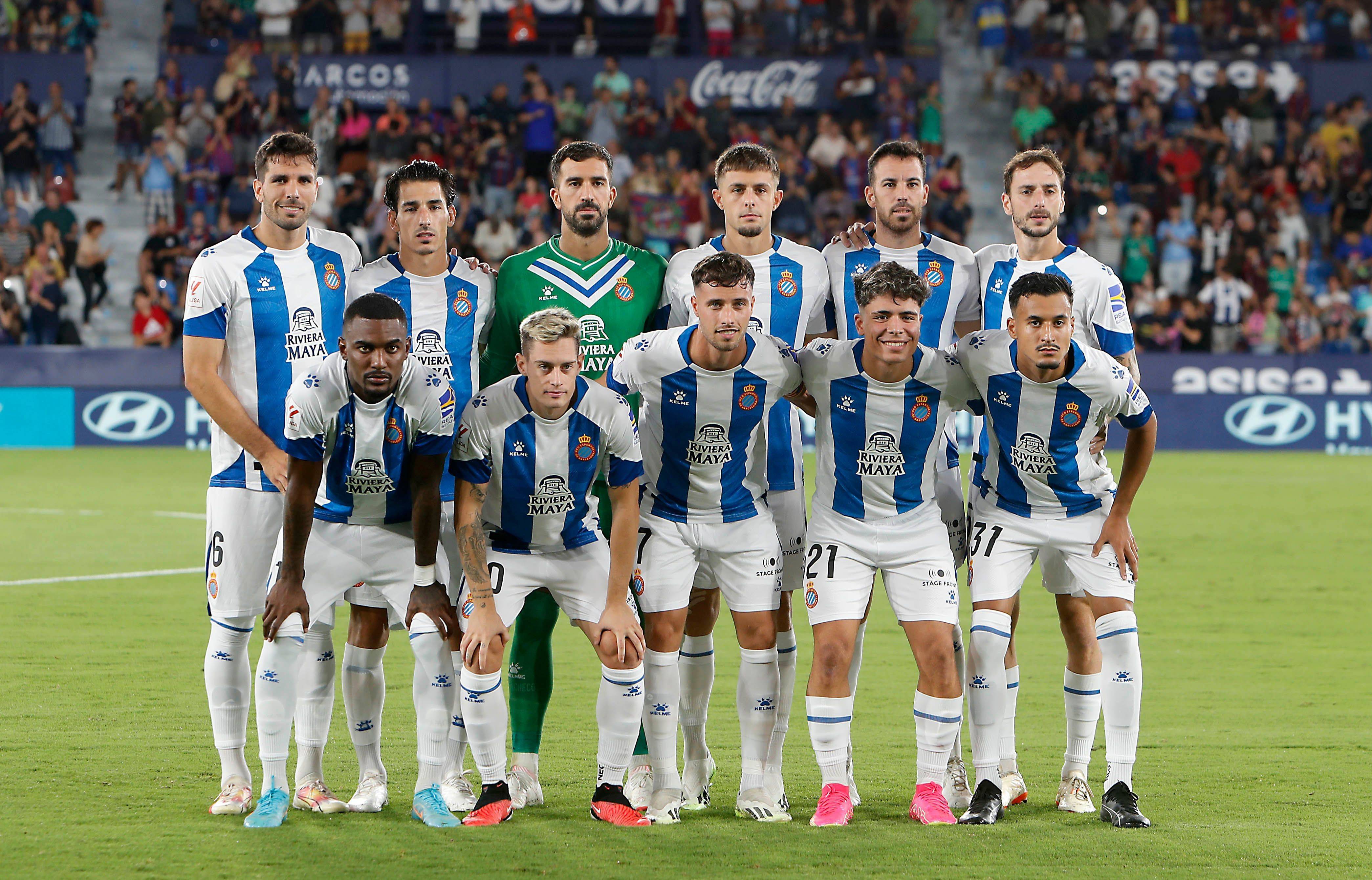 塞尔维亚队在国际比赛中大放异彩 塞尔维亚队在国际比赛中大放异彩