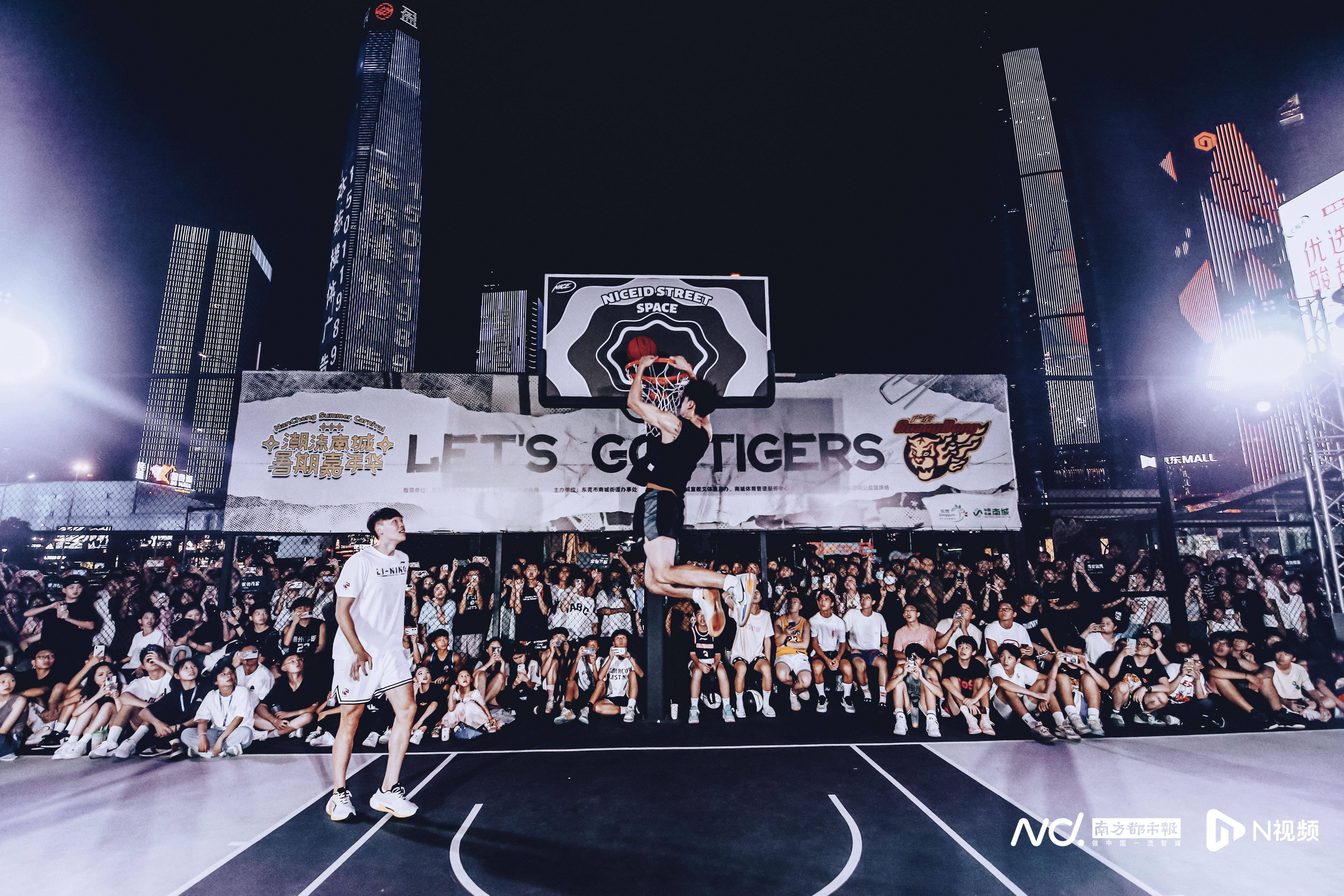 PG电子试玩官网-大赛即将开启，球员积极备战燃烧激情