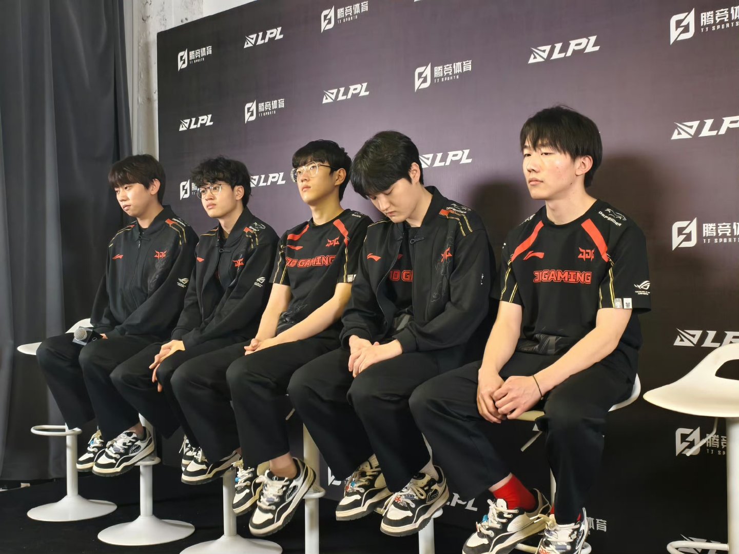 PG电子游戏-JDG绝杀IG，Zeus单局斩获MVP宿敌对决小组赛，留下经典瞬间的简单介绍