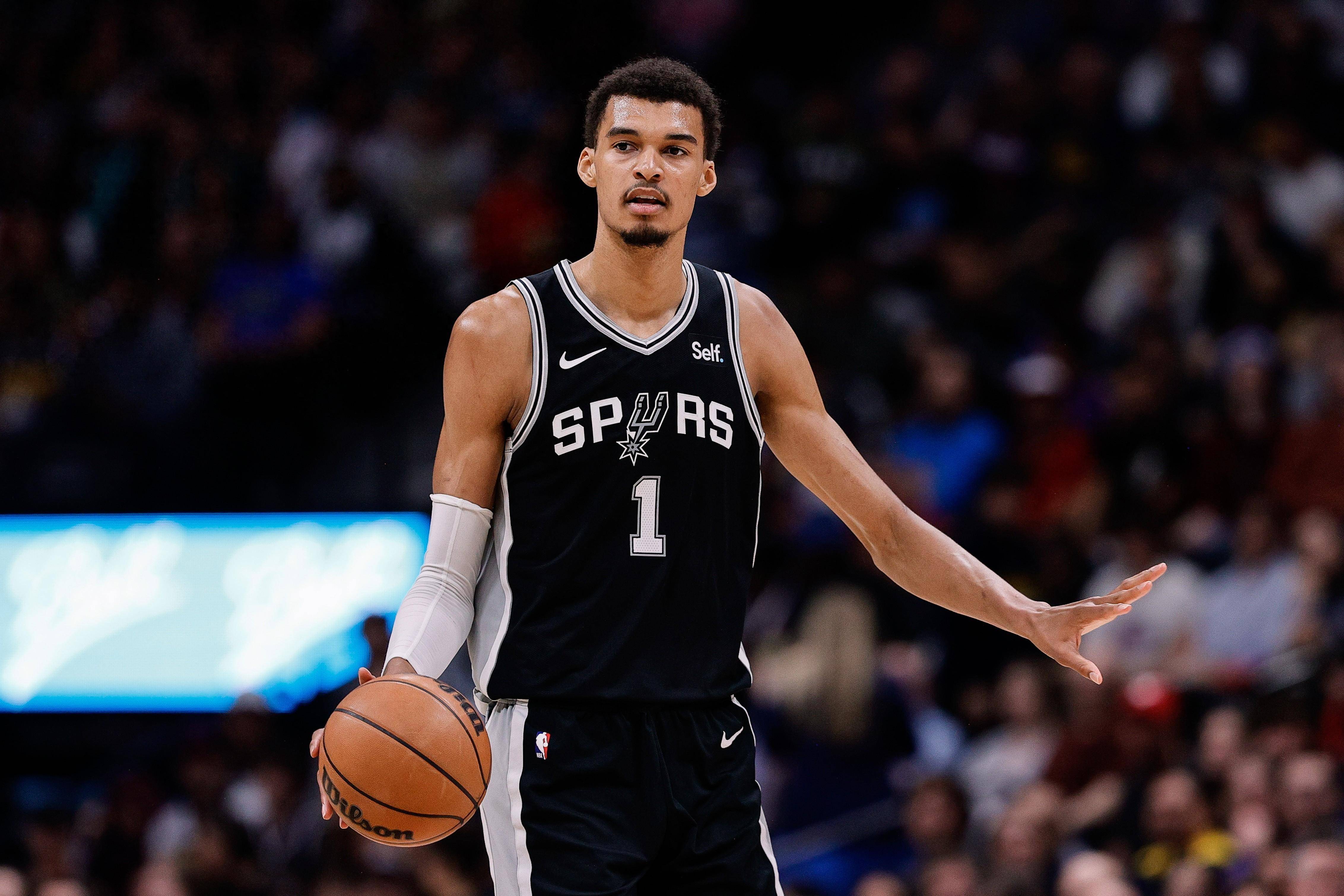 PG中国官网-马刺大胜奇才，取得三连胜