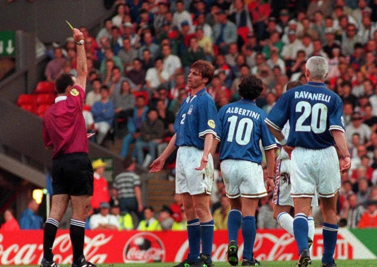 PG电子游戏-意大利队在欧洲杯上表现抢眼，能否冲击冠军？的简单介绍