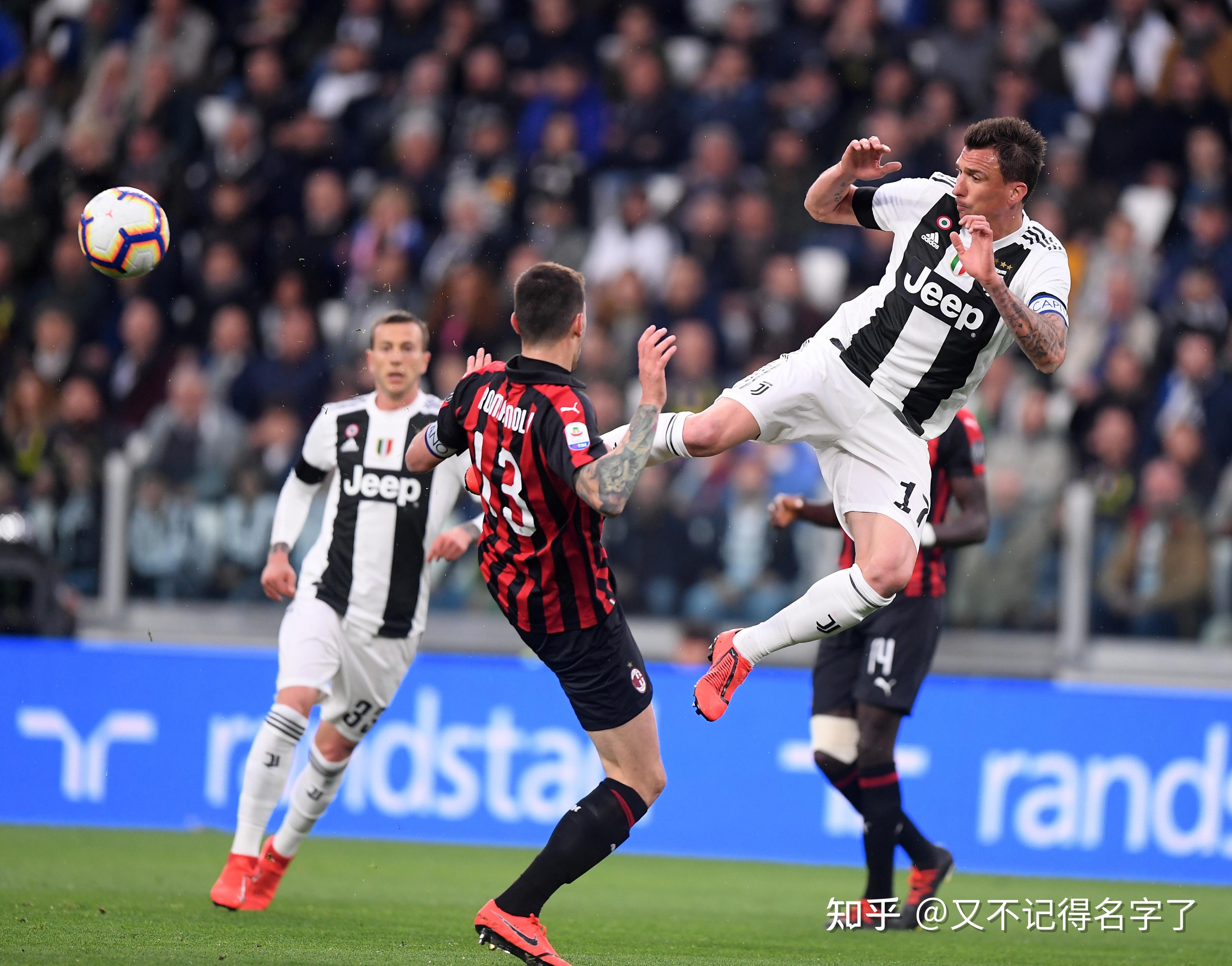 米兰双壁再度涌现,全力冲击欧冠 米兰双壁再度涌现,全力冲击欧冠