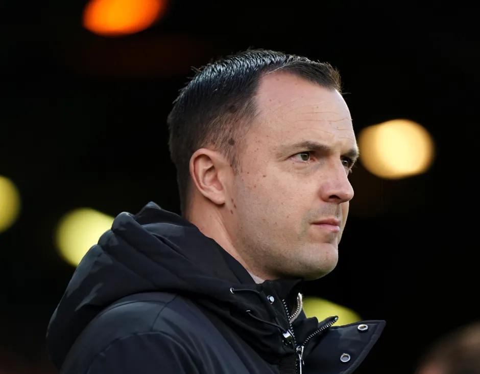 伯明翰城主场遭受失分,保级压力沉重 伯明翰城主场遭受失分,保级压力沉重