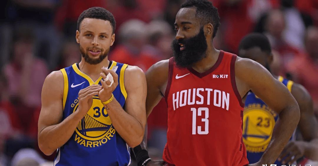 MVP之战:库里和詹皇将在总决赛中交锋 MVP之战:库里和詹皇将在总决赛中交锋