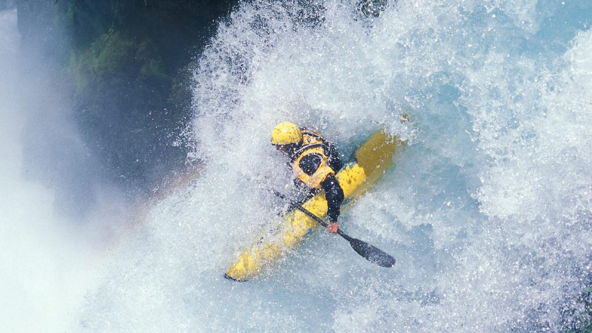 冲破束缚的时刻，当勇士淹没辽宁，格林照亮总决赛—竞技之魂在彼岸交相辉映